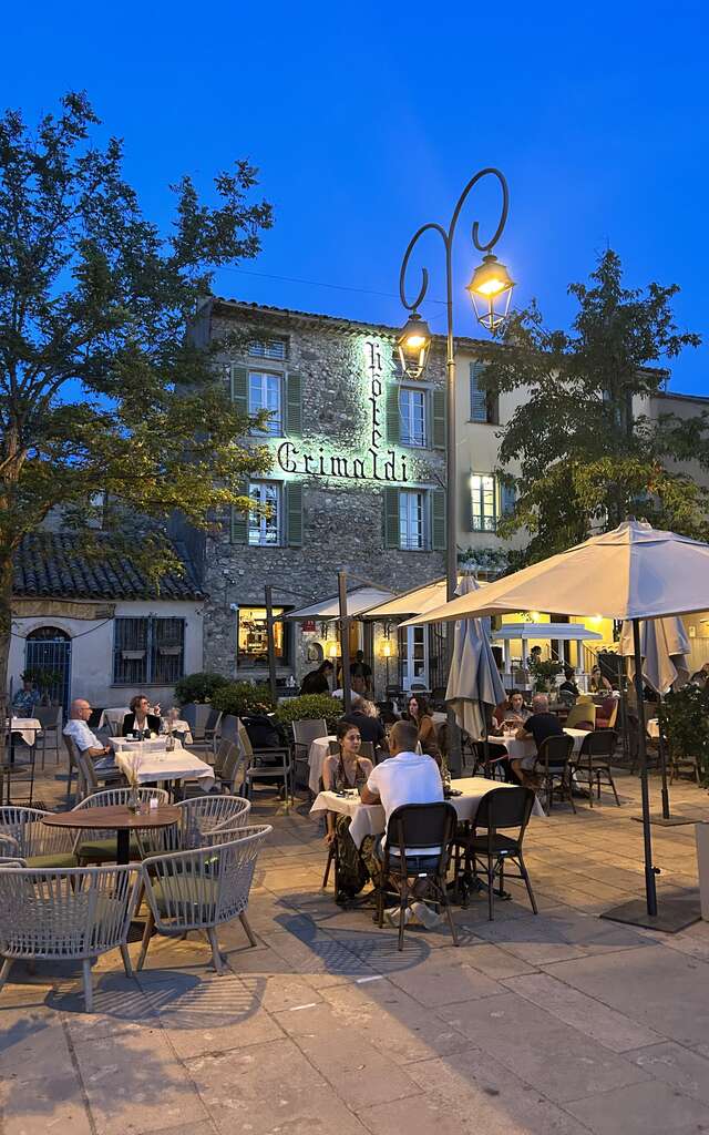 Grimaldi Hotel Restaurant