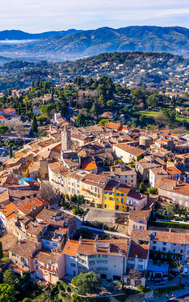 Mougins and its secrets" guided tour